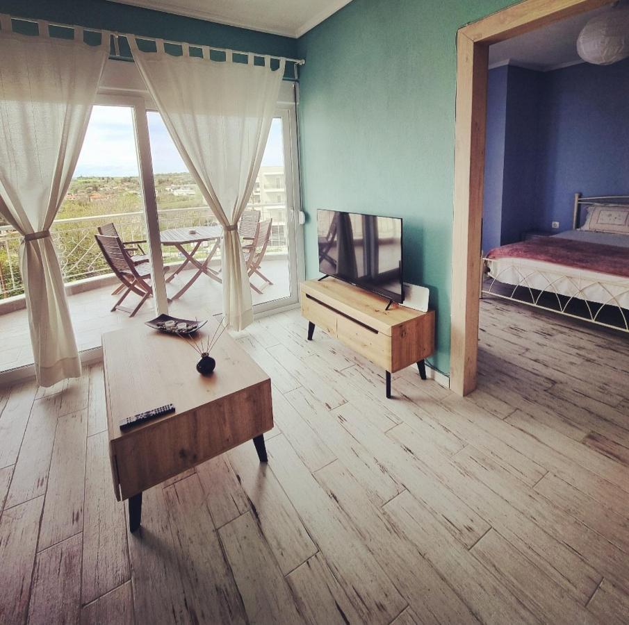 Tararas Apartments Nea Michaniona Bagian luar foto