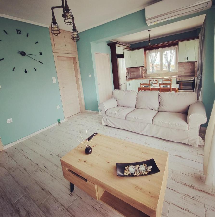 Tararas Apartments Nea Michaniona Ruang foto