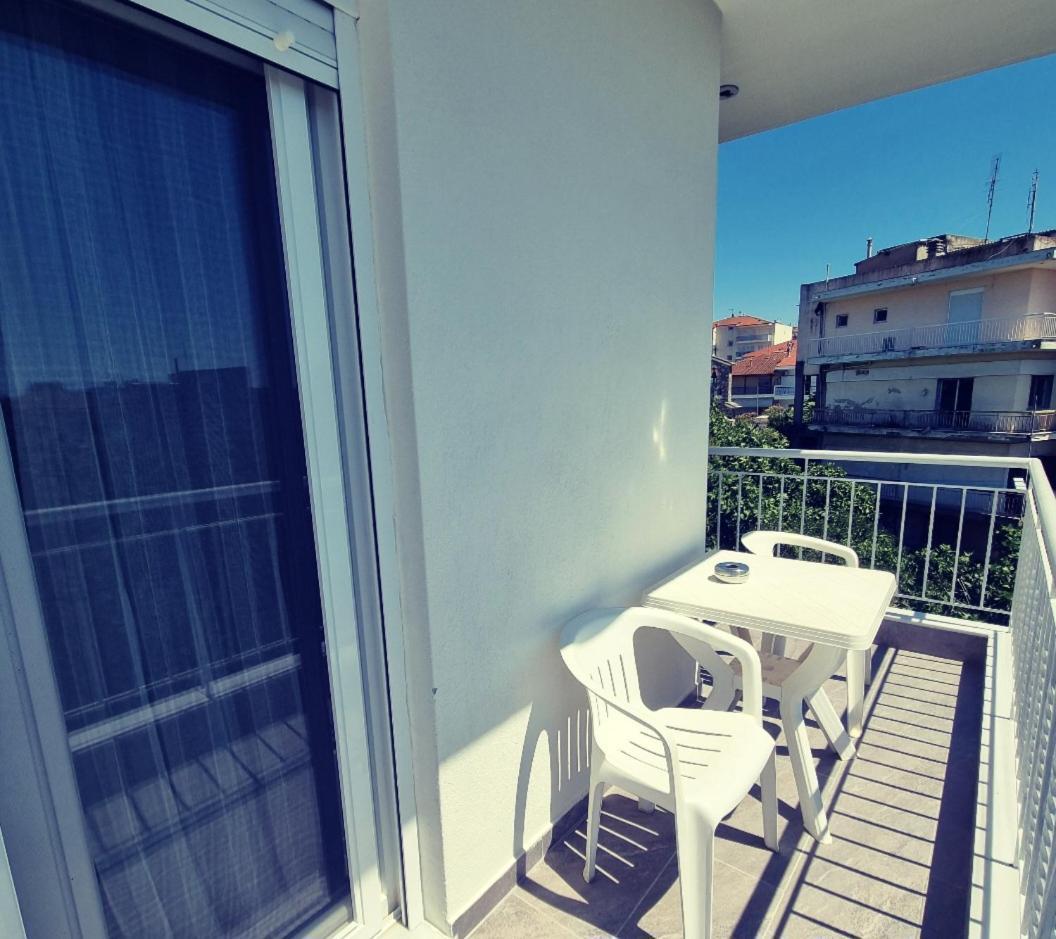 Tararas Apartments Nea Michaniona Bagian luar foto