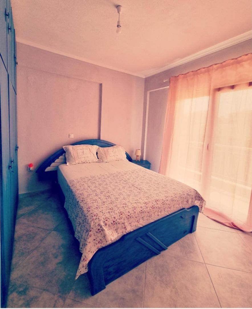Tararas Apartments Nea Michaniona Bagian luar foto